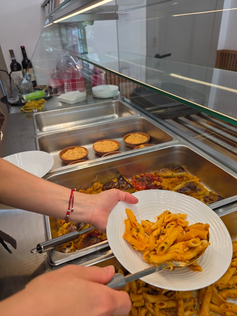 Serving fresh pasta from the counter